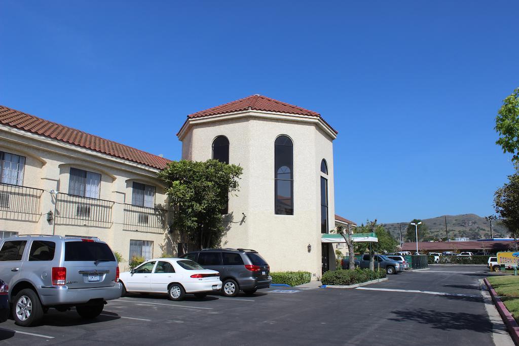 Ocean Gateway Inn Santa Paula Εξωτερικό φωτογραφία